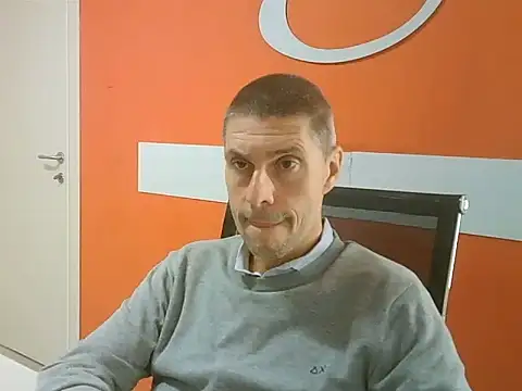 Snapshot of max79ve31 chatting on September 2025 11:15:01 AM max79ve31 online show from September 2025 11:15:01 AM