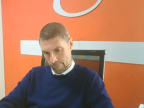 Snapshot of max79ve31 chatting on October 2025 01:14:01 PM max79ve31 online show from October 2025 01:14:01 PM