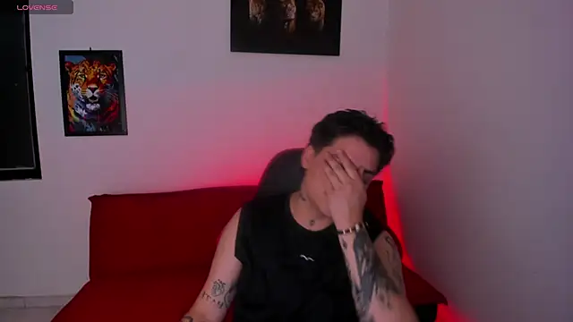 PeytonBox online show from September 2025 12:05:02 PM