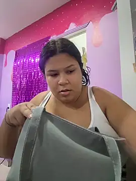 Julietafosters online show from October 2025 09:48:02 PM