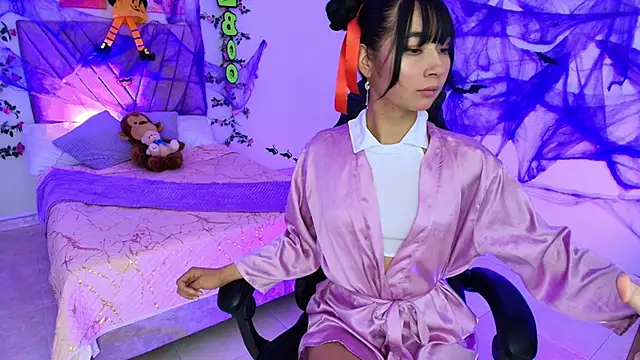 candy kitt7 online show from October 2025 02:17:02 PM