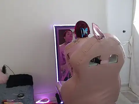 Maddy Vicius19 online show from September 2025 08:21:01 PM