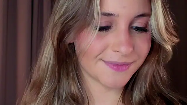 LoveSeekins online show from April 2026 07:58:02 PM