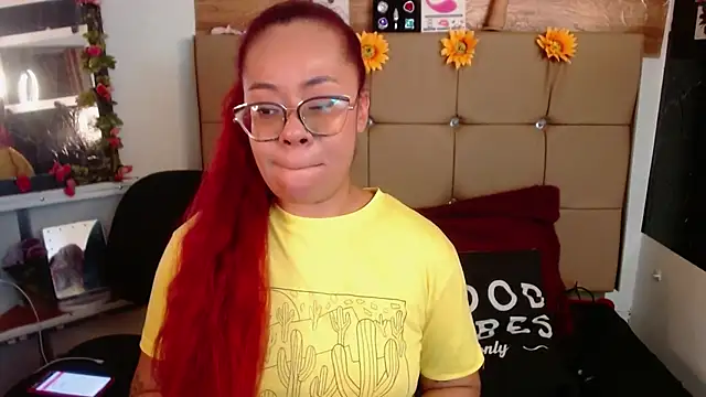 MIA  SPENCER online show from November 2025 09:05:02 PM