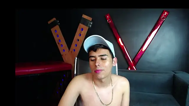 Snapshot of Matthewlodge chatting on October 2025 03:23:02 AM Matthewlodge online show from October 2025 03:23:02 AM