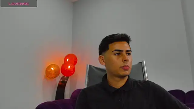 Snapshot of Matthewlodge chatting on November 2025 04:20:01 PM Matthewlodge online show from November 2025 04:20:01 PM