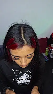 carolinerue online show from March 2026 12:41:01 PM