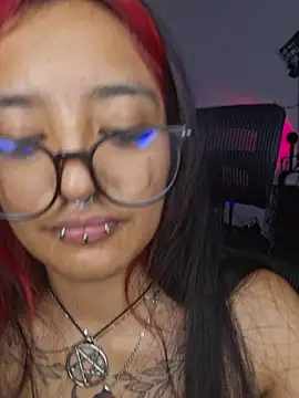 carolinerue online show from July 2026 12:47:02 AM