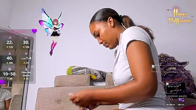 Snapshot of GiuliaCash chatting on November 2025 03:23:02 PM GiuliaCash online show from November 2025 03:23:02 PM