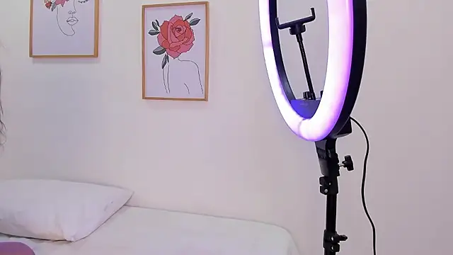 Antonella Barone online show from January 2026 01:59:01 PM