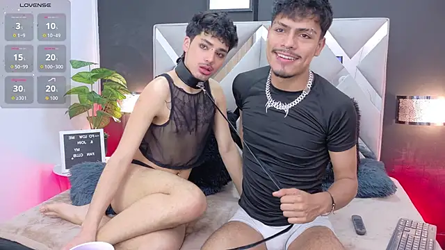 LucayLeo online show from October 2025 05:25:01 AM