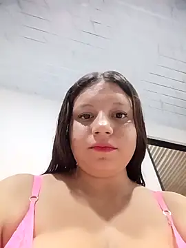 Snapshot of Shell_Latina chatting on April 2026 03:55:01 AM Shell Latina online show from April 2026 03:55:01 AM
