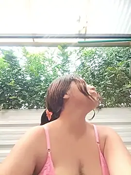 Snapshot of Shell_Latina chatting on June 2026 09:39:01 PM Shell Latina online show from June 2026 09:39:01 PM