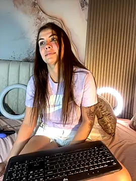 Dakota Evanns online show from October 2025 04:49:02 PM