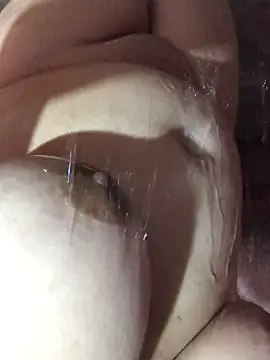 luzmelzinha online show from April 2026 06:19:01 AM