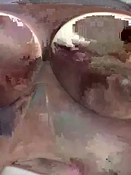 luzmelzinha online show from May 2026 11:42:01 PM