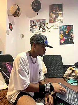 Snapshot of Teito69 chatting on September 2025 04:02:02 AM Teito69 online show from September 2025 04:02:02 AM