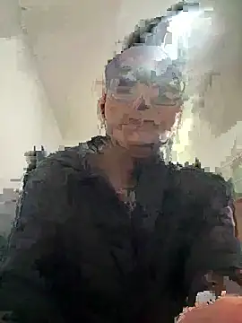 Snapshot of samuelcher chatting on June 2026 04:33:02 AM samuelcher online show from June 2026 04:33:02 AM