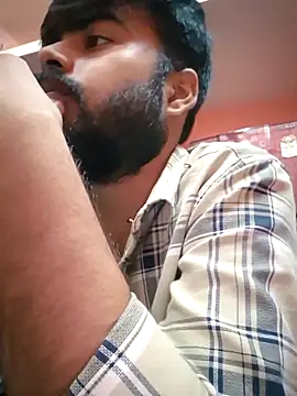 Snapshot of soniriyaa010101 chatting on November 2025 08:43:02 PM soniriyaa010101 online show from November 2025 08:43:02 PM