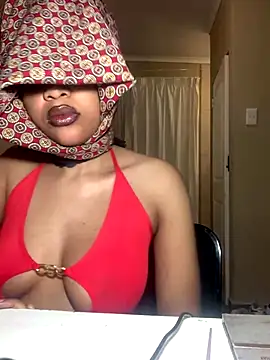 Snapshot of snowwhittie chatting on September 2025 01:42:02 AM snowwhittie online show from September 2025 01:42:02 AM