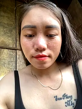 chipp-bong online show from October 2025 12:31:02 AM