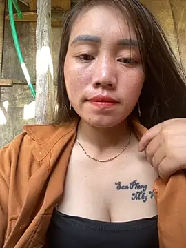 chipp-bong online show from October 2025 12:25:01 AM