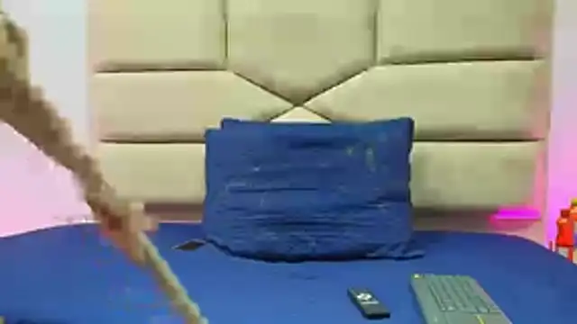 Snapshot of Angell_cooper chatting on November 2025 01:43:01 PM Angell cooper online show from November 2025 01:43:01 PM