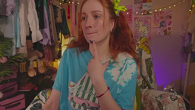 Charming winky online show from November 2025 03:00:02 PM