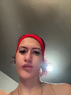 Caroline daring online show from March 2026 04:58:02 PM