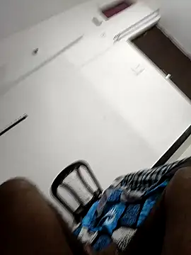 Snapshot of Chanderi19 chatting on October 2025 04:59:02 PM Chanderi19 online show from October 2025 04:59:02 PM