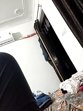 Chanderi19 online show from February 2026 04:08:01 PM