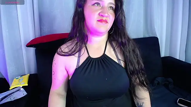 Snapshot of alahia_sw chatting on September 2025 12:05:01 AM alahia sw online show from September 2025 12:05:01 AM