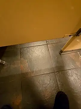 maxelbueno online show from November 2025 05:11:01 PM