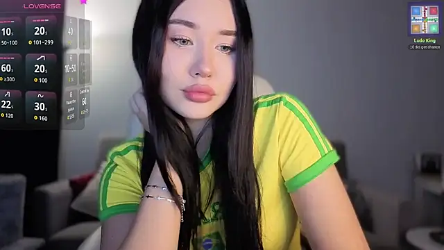 Megan purr online show from October 2025 08:18:02 PM