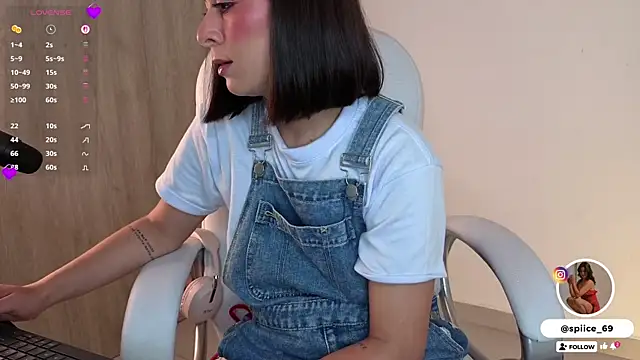 NatySpiice1 online show from January 2026 10:13:01 PM