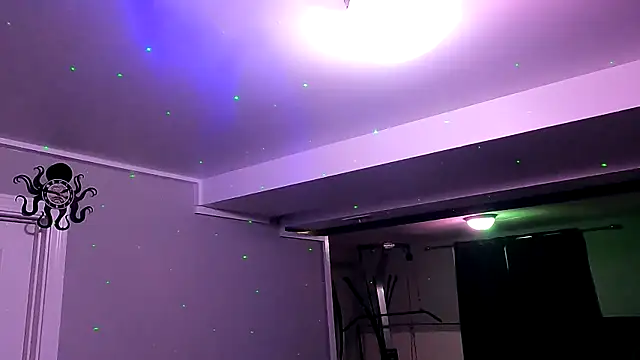 Snapshot of Mickelangello75 chatting on October 2025 01:12:02 PM Mickelangello75 online show from October 2025 01:12:02 PM