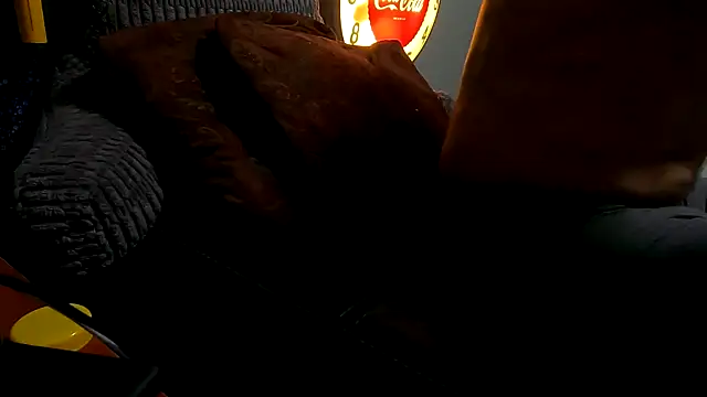 Snapshot of Mickelangello75 chatting on October 2025 01:25:01 PM Mickelangello75 online show from October 2025 01:25:01 PM