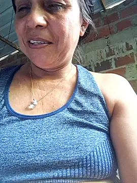 Lucerito-Hot online show from November 2025 12:37:02 PM