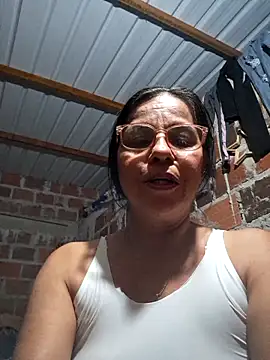 Lucerito-Hot online show from December 2025 02:28:01 AM