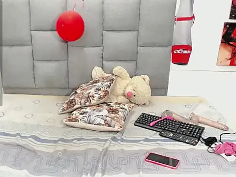 salome33x online show from September 2025 03:39:01 PM