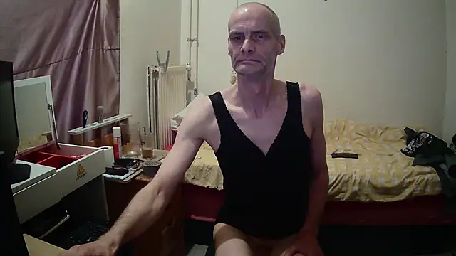 Snapshot of hobybobbi chatting on September 2025 05:31:01 AM hobybobbi online show from September 2025 05:31:01 AM