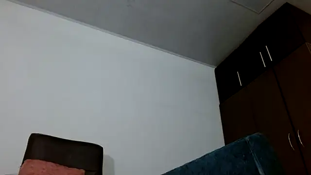 Nataly Burning online show from May 2026 01:01:02 AM