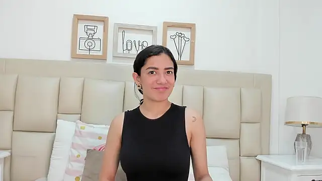 Skylerwhite02 online show from January 2026 08:18:02 PM