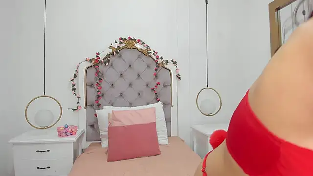 Skylerwhite02 online show from March 2026 03:39:01 AM