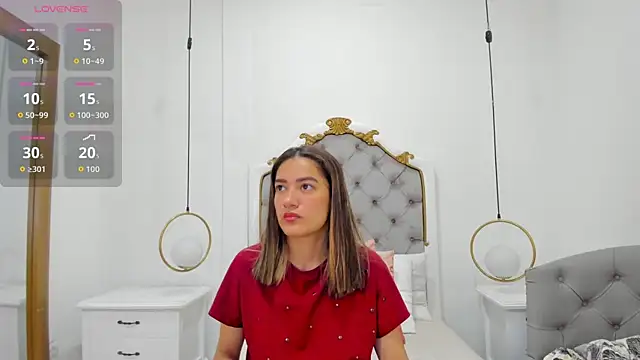 Skylerwhite02 online show from April 2026 03:34:02 AM