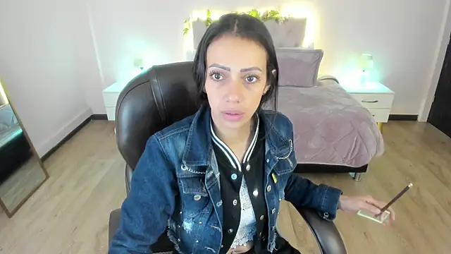 Mariam Lopez   online show from June 2026 02:53:01 AM