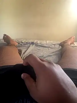 cookie-n-cream online show from December 2025 06:52:01 AM