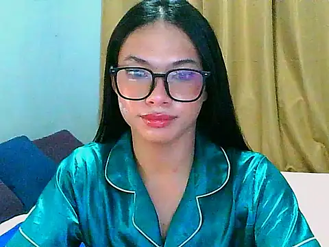 Snapshot of zowi_cock2946 chatting on October 2025 01:19:01 PM zowi cock2946 online show from October 2025 01:19:01 PM