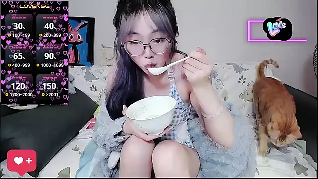 Snapshot of baby-yaya20 chatting on October 2025 11:31:01 PM baby-yaya20 online show from October 2025 11:31:01 PM