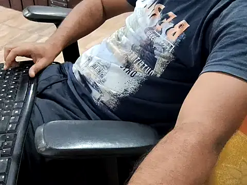 Snapshot of ZoroArcher chatting on September 2025 08:48:01 AM ZoroArcher online show from September 2025 08:48:01 AM